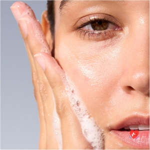 Dermalogica Special Cleansing Gel - Gel nettoyant doux sans savon, nettoie la peau en profonfeur sans agresser.